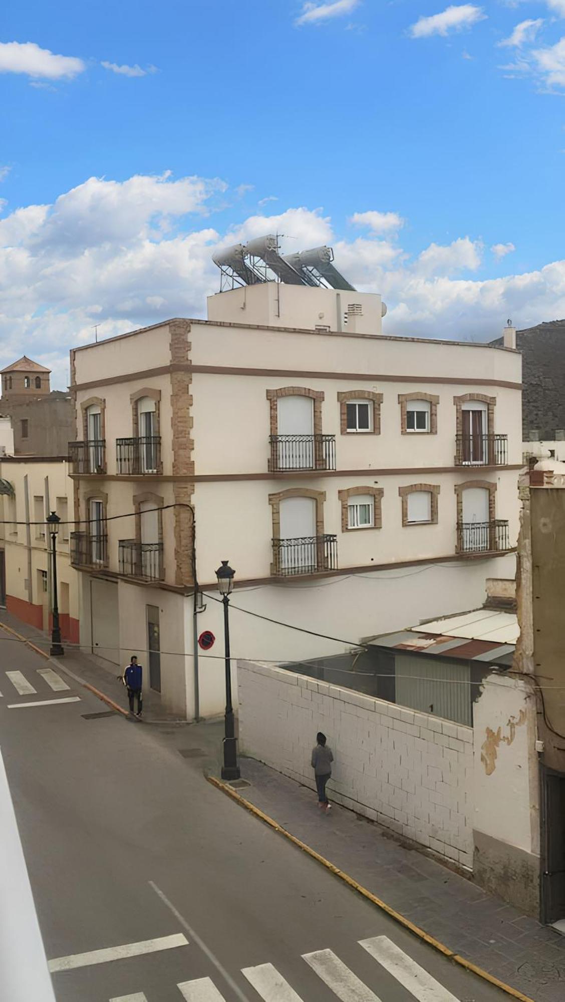 Spacious Apartment With Mountain View In Tabernas, 99 Sqm Exterior photo