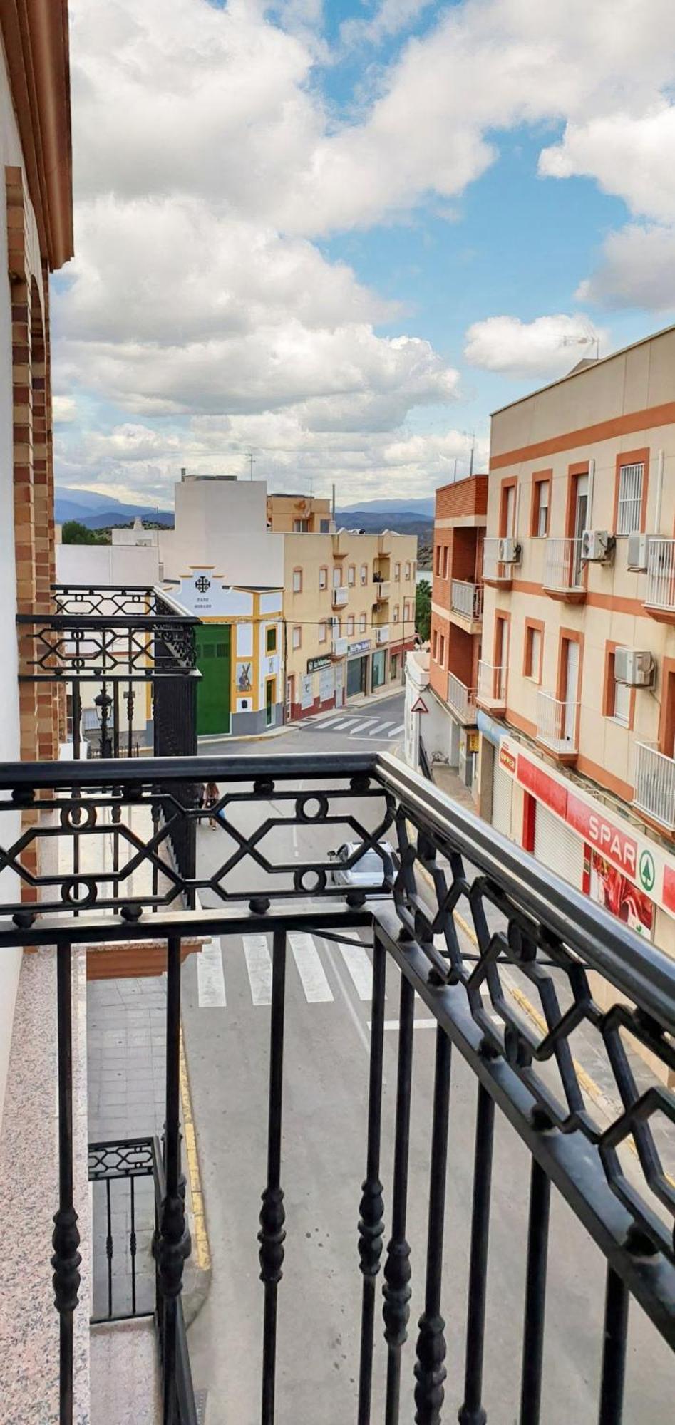 Spacious Apartment With Mountain View In Tabernas, 99 Sqm Exterior photo